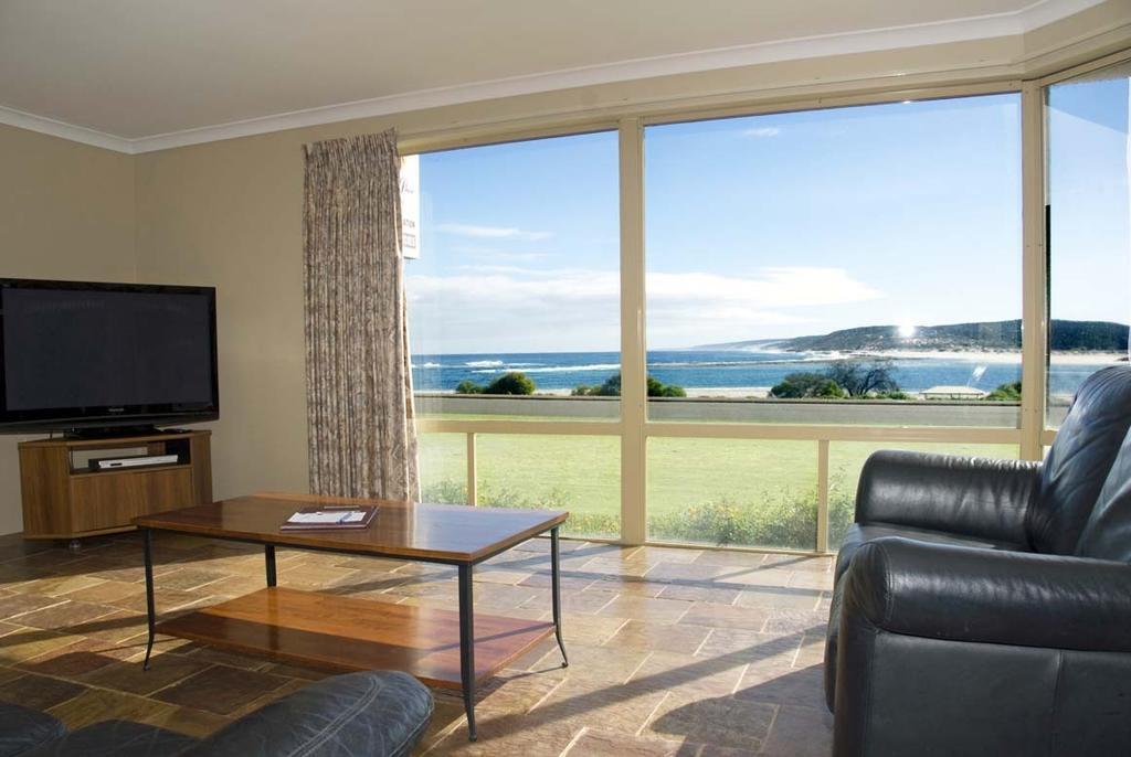 Pelican Shore Oceanfront Villa 6 Kalbarri Cameră foto