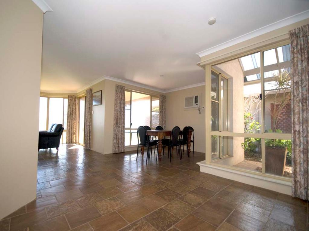 Pelican Shore Oceanfront Villa 6 Kalbarri Cameră foto