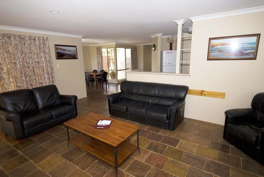 Pelican Shore Oceanfront Villa 6 Kalbarri Cameră foto